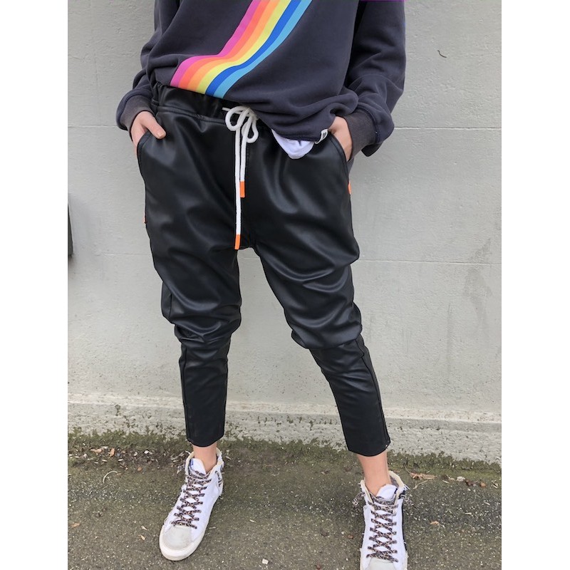 HAMMILL & CO - BLACK SHINY PU JEAN HAMMILL & CO - BLACK SHINY PU JEAN