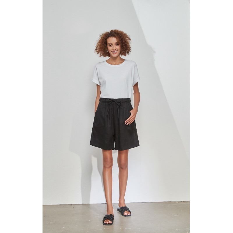 Tirelli classic shorts in linen - black Tirelli classic shorts in linen - black